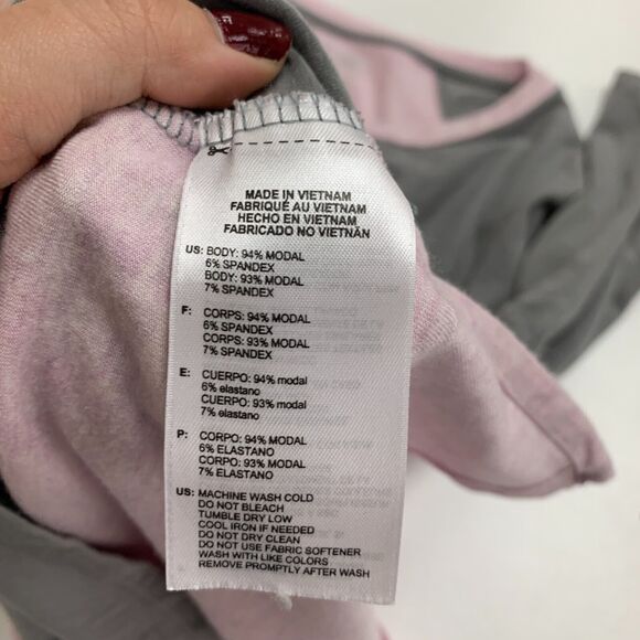 Adidas Shirt Womens S Pink Gray Colorblock Quarter Sleeve Athletic Stretch Tee - Picture 8 of 11